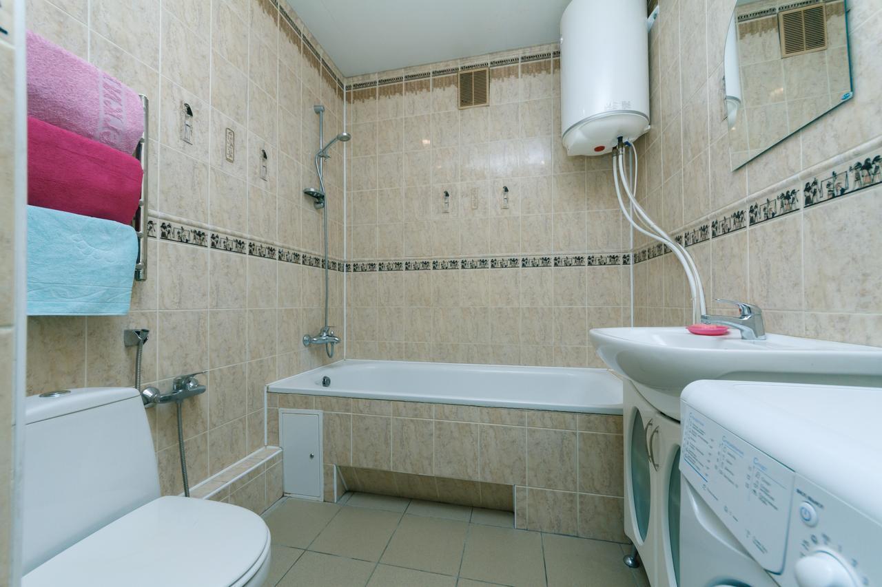 Apartment Poznyaky-Bazhana Kyiv Exterior photo
